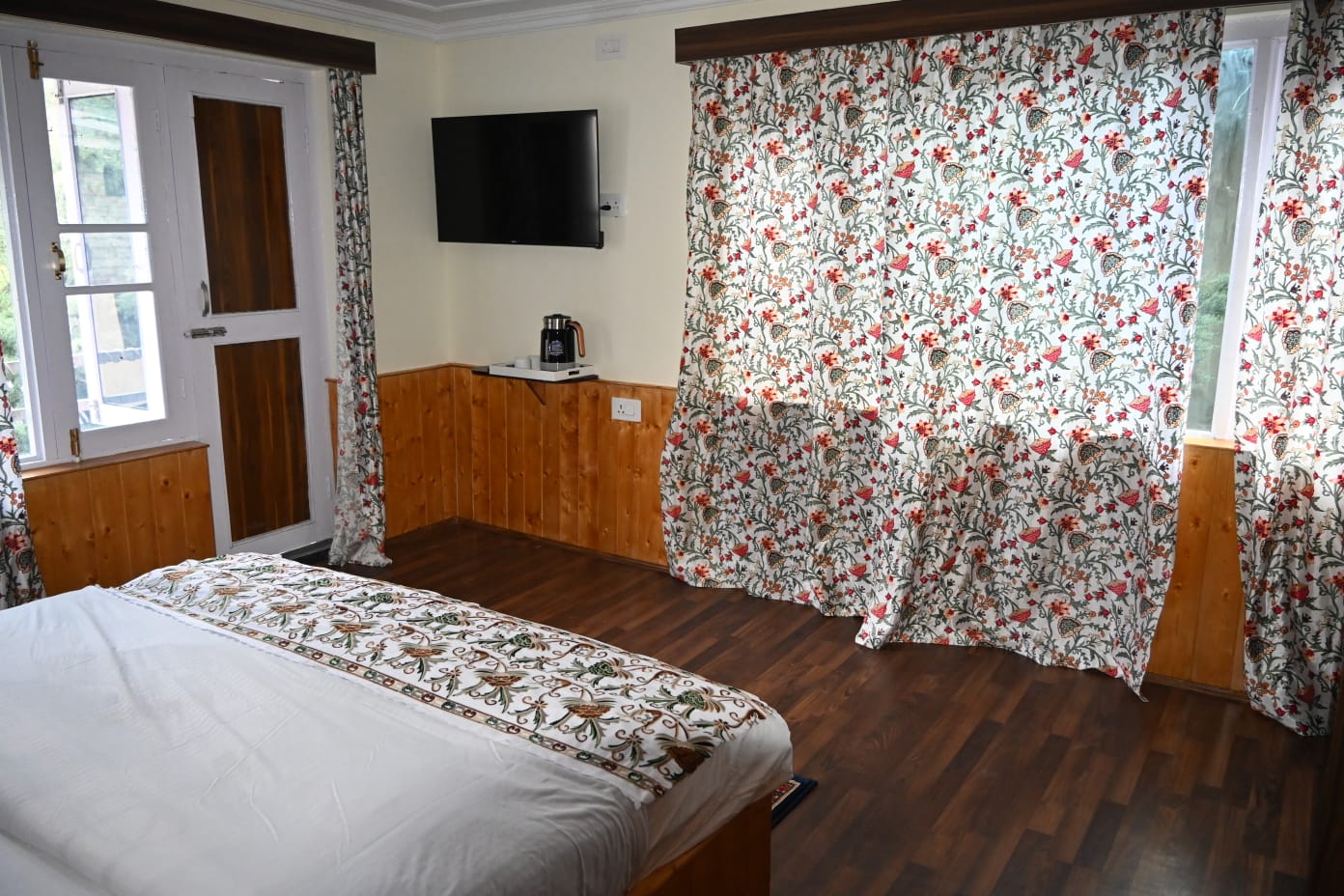 Magic Himalayan Cottage Gallery